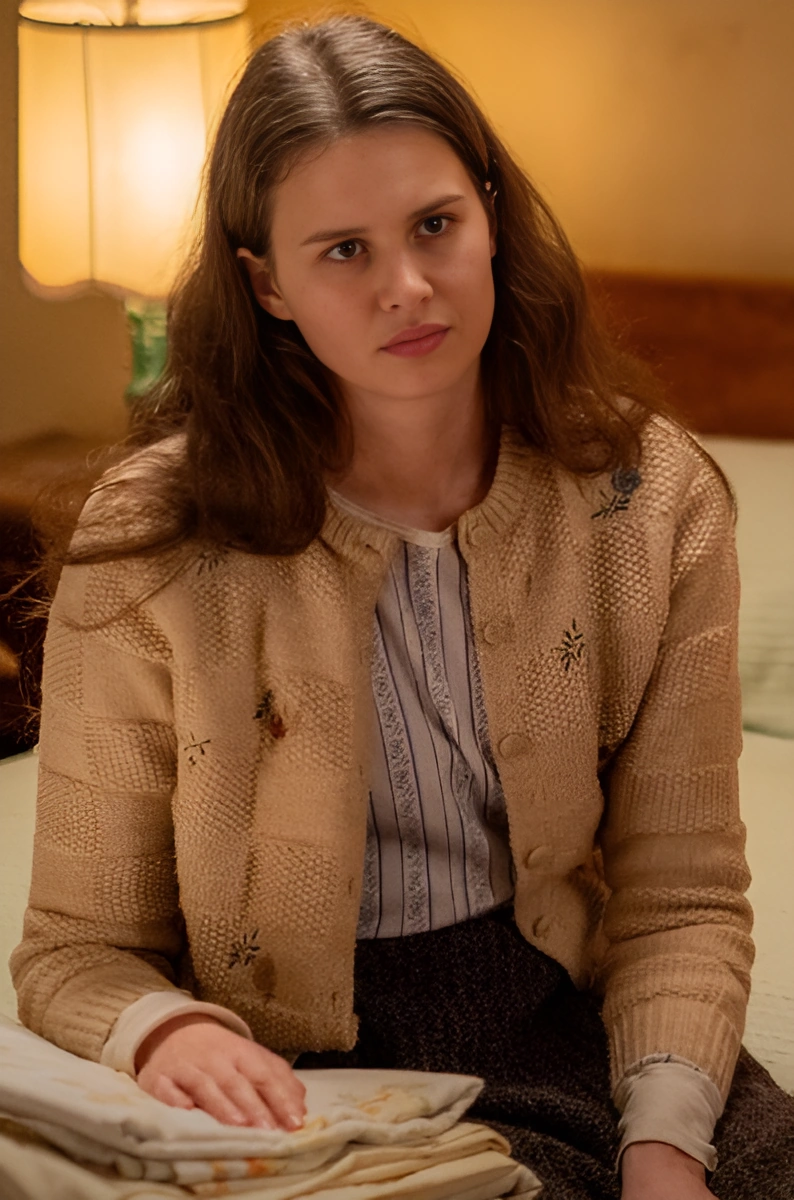 Сара Майерс персонаж сериала Извне